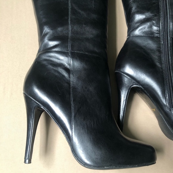 Aldo Black Leather Boots - Picture 2 of 15